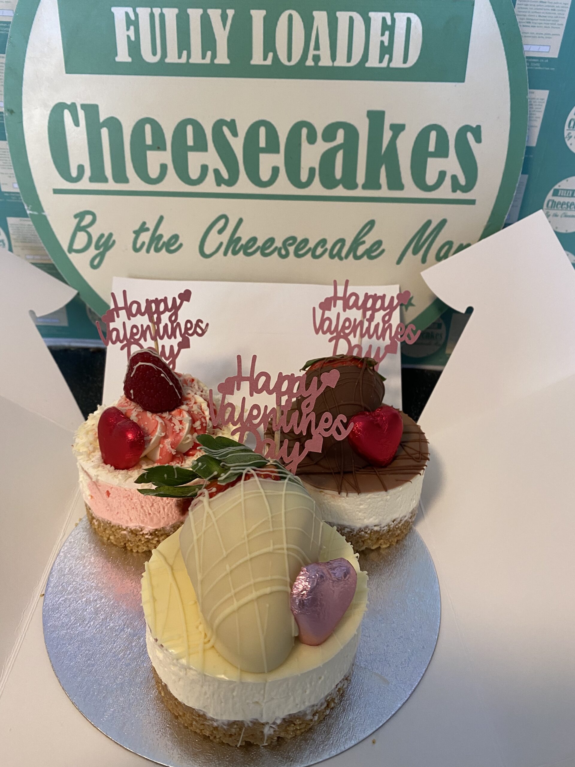 SPECIAL OCCASION DESSERTS 2 PACK😍🍓(includes cake topper) - Image 4